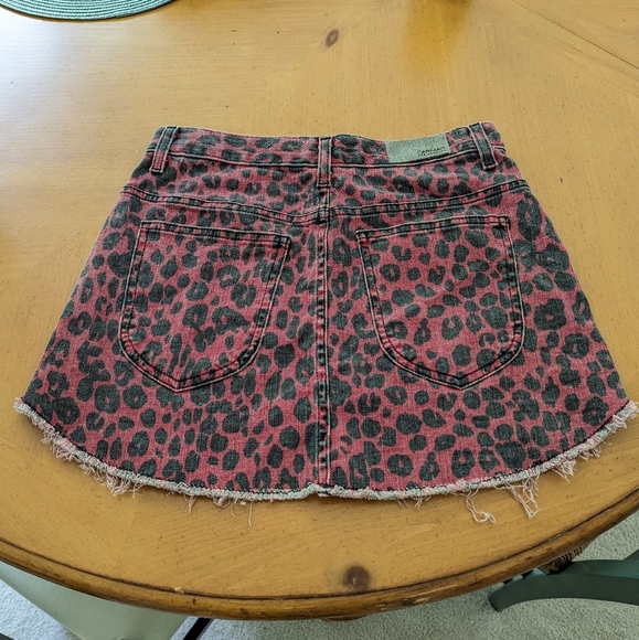 Carmar Beatrice Leopard Print Denim Skirt - Picture 4 of 11